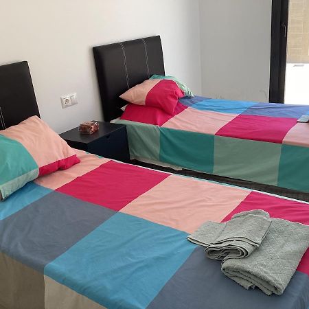 Housesleeps6-Pool-Beach-Garden-Solarium-Petok 오리후엘라 외부 사진